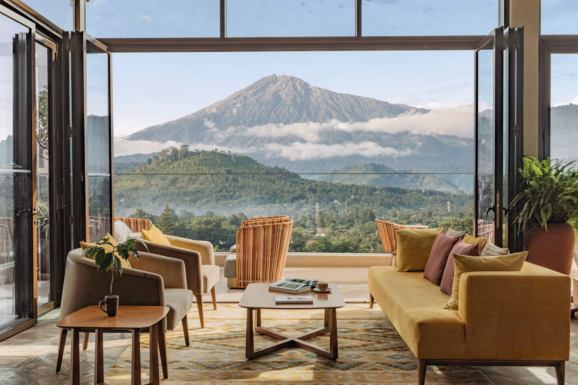 Arusha hotel honeymoon safari — Granelia, Gran Melia or Melia Arusha